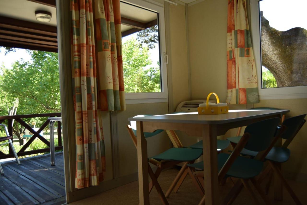 Bungalows, Camping Vega De Francia Sotoserrano Buitenkant foto