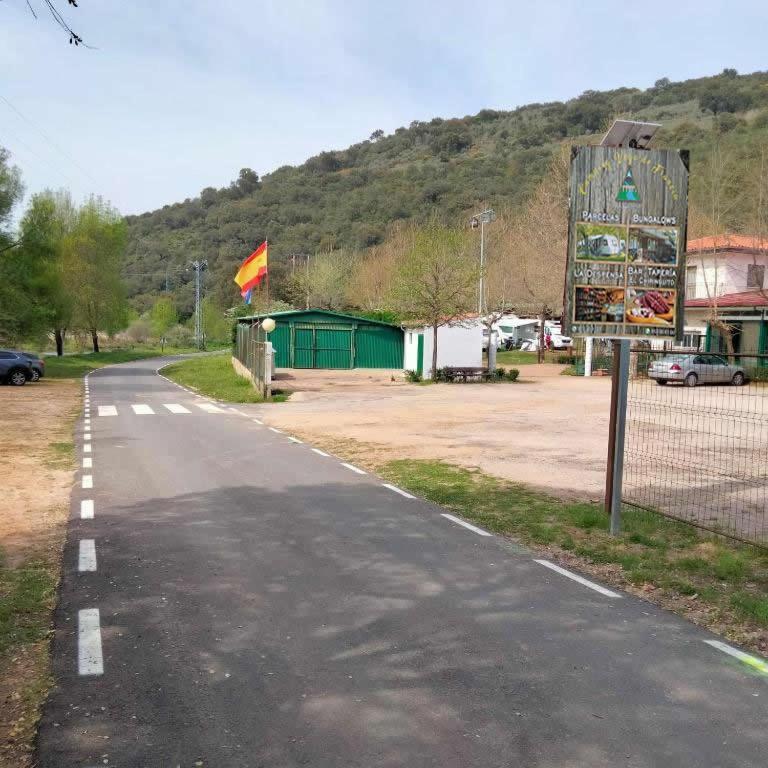 Bungalows, Camping Vega De Francia Sotoserrano Buitenkant foto