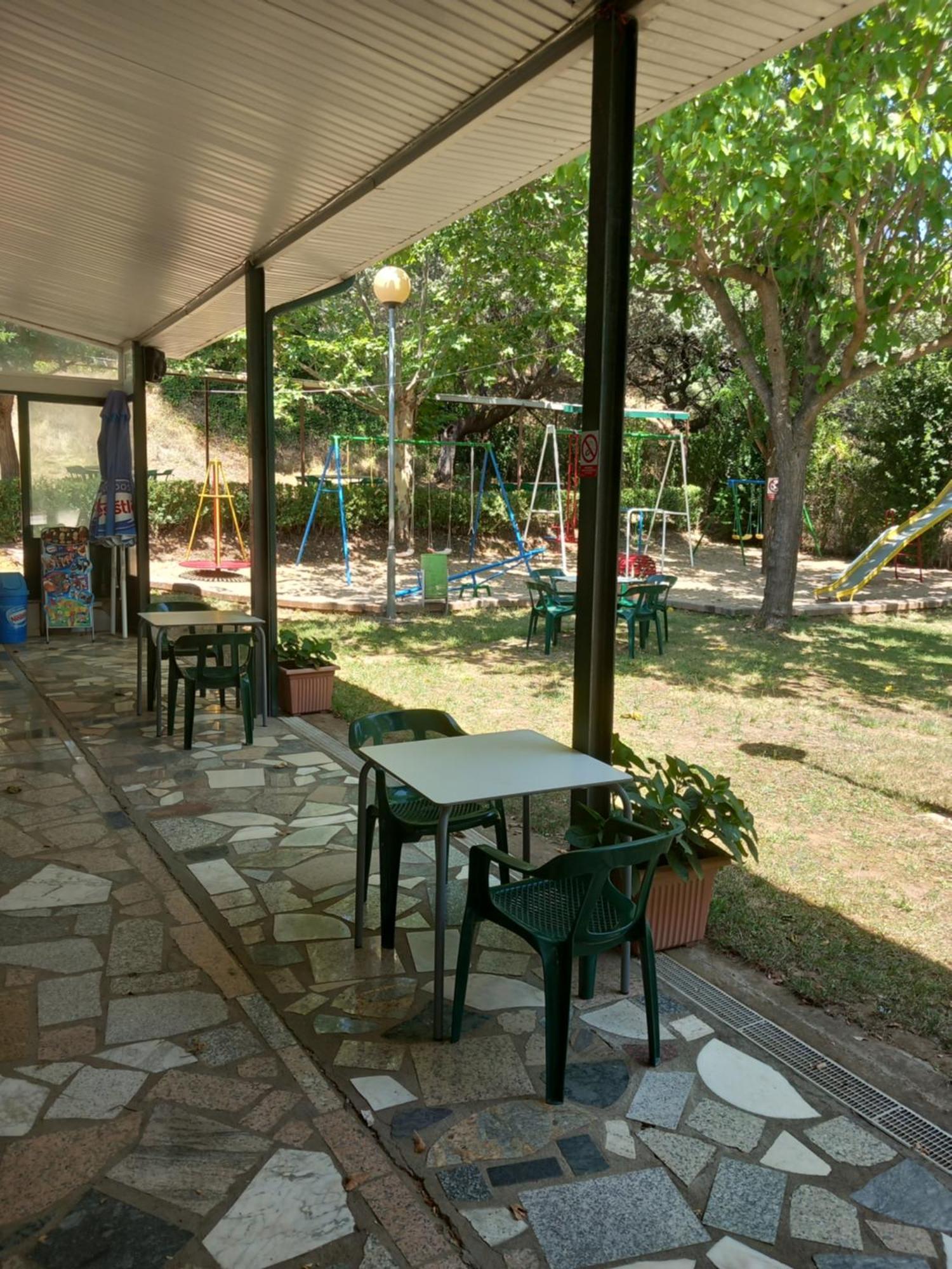 Bungalows, Camping Vega De Francia Sotoserrano Buitenkant foto